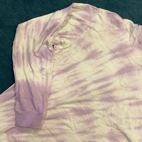 VS Pink long sleeve tee - Picture 3 of 4